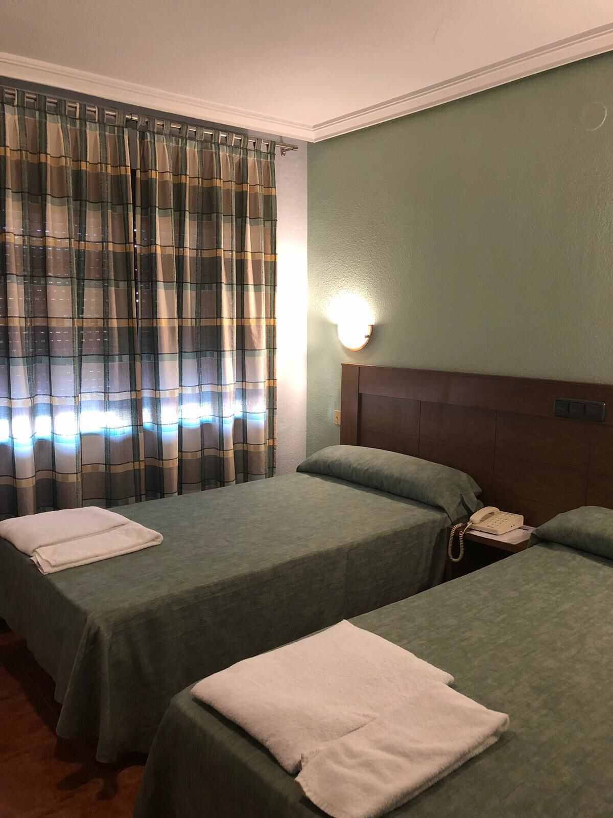 Habitación del Hotel Los Kekes en Coria 1