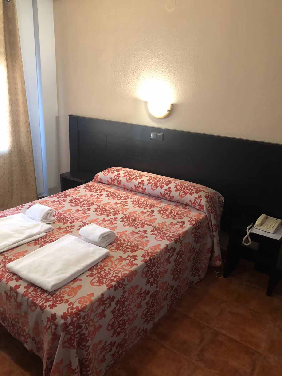 Habitación del Hotel Los Kekes en Coria 2